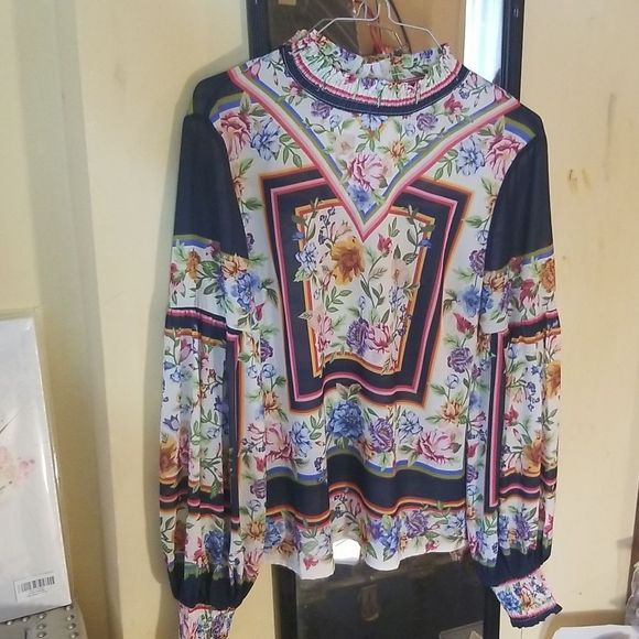 Fashion Nova Mock Neck Long Sleeve Mock Neck Boho Blouse W/Elastic Sleeve Sz.M - Picture 11 of 14